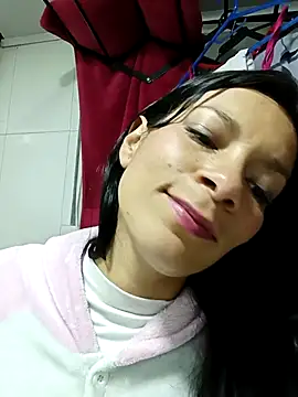 kim lebanon online show from December 14, 2025, 8:09 am