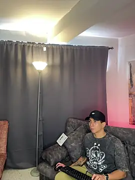 Snapshot of j_deex chatting on October 13, 2025, 3:35 pm j deex online show from October 13, 2025, 3:35 pm