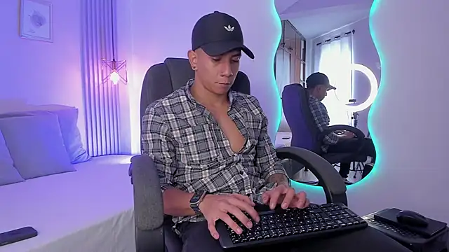 Snapshot of j_deex chatting on October 16, 2025, 3:09 pm j deex online show from October 16, 2025, 3:09 pm