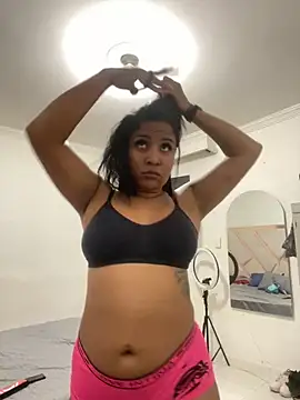 MarianaaSantos online show from April 2, 2026, 3:02 am