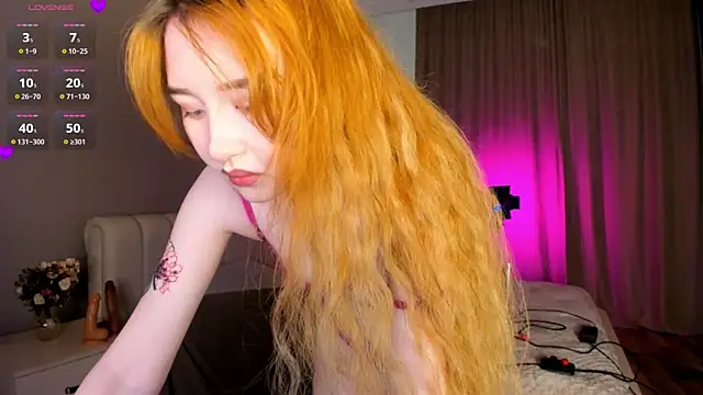 Clarity Yumi online show from November 2, 2025, 3:44 am