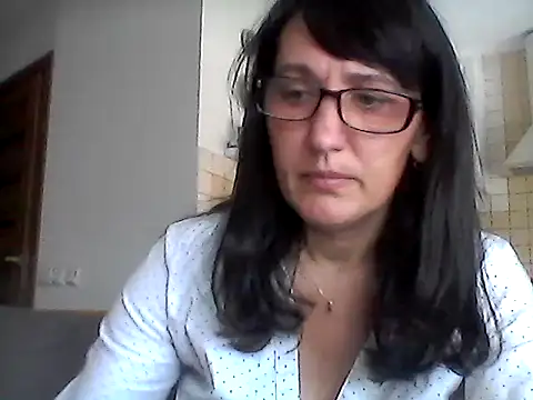 Elena48324 online show from June 14, 2026, 9:43 am