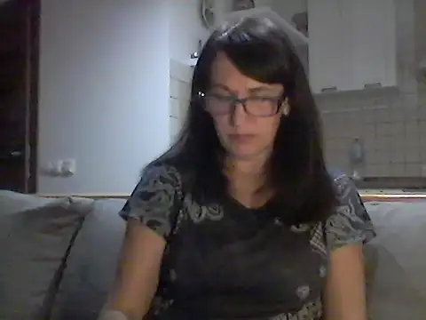 Elena48324 online show from June 24, 2026, 5:11 pm
