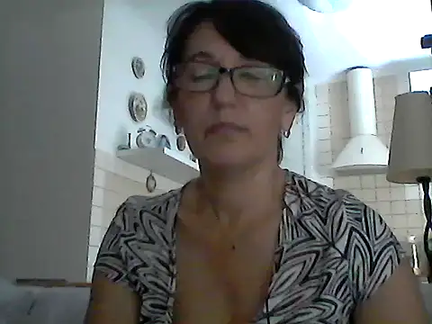 Elena48324 online show from July 18, 2026, 2:14 pm