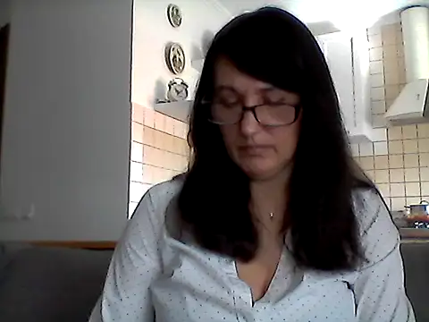 Elena48324 online show from June 7, 2026, 10:53 am