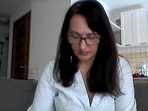 Elena48324 online show from June 6, 2026, 10:09 am