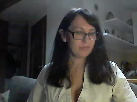 Elena48324 online show from June 5, 2026, 6:57 pm