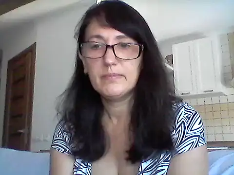 Elena48324 online show from July 4, 2026, 5:58 am