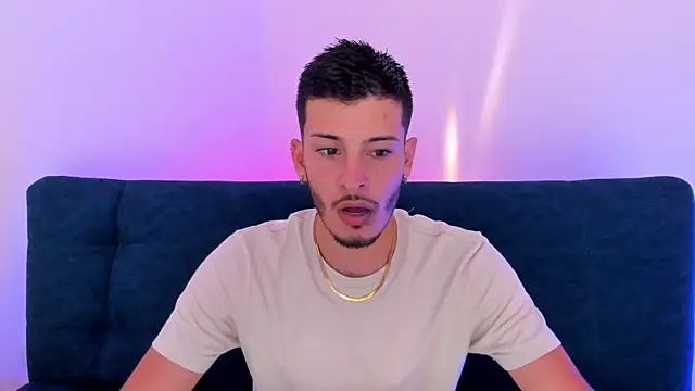 Snapshot of _Monster_cock4u_ chatting on September 29, 2025, 10:37 pm Monster cock4u online show from September 29, 2025, 10:37 pm