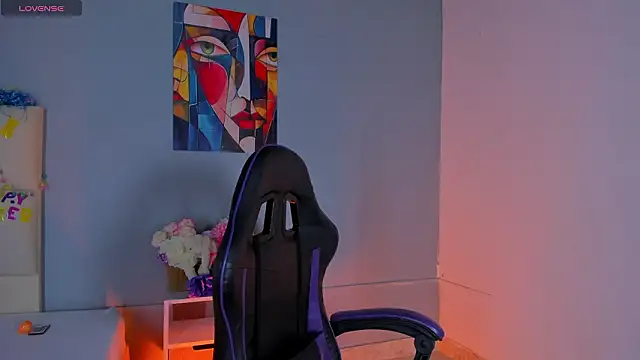 Zafiro  Brown online show from March 31, 2026, 7:49 pm