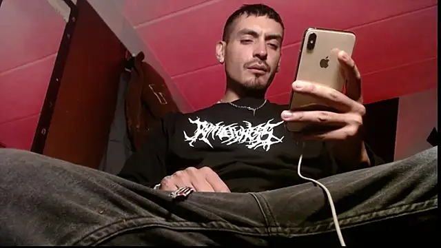 malek xarx  online show from November 21, 2025, 2:10 am