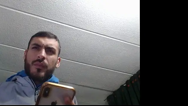 malek xarx  online show from October 16, 2025, 1:36 am