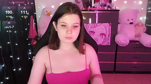 AmyVibess online show from November 13, 2025, 8:02 pm