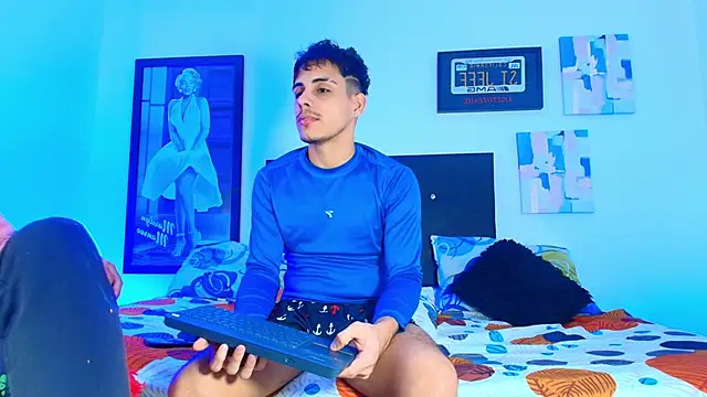 Luke Stone online show from October 27, 2025, 9:38 pm