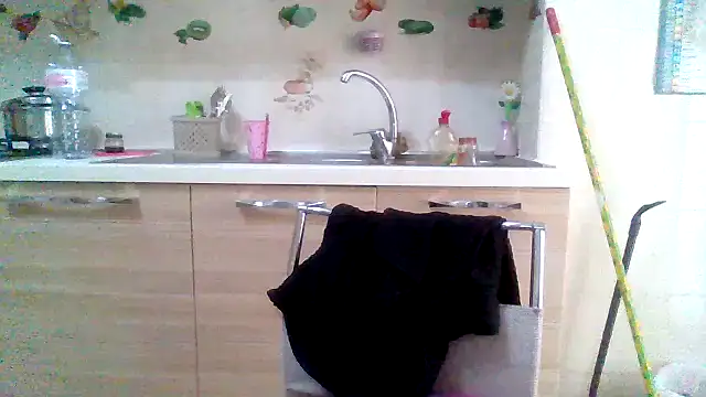 Kelly80 online show from November 20, 2025, 8:37 am