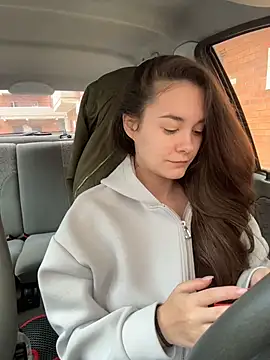 JudyMarbles online show from December 4, 2025, 7:18 am