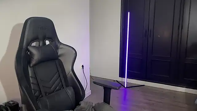 s meow online show from January 12, 2026, 11:53 pm