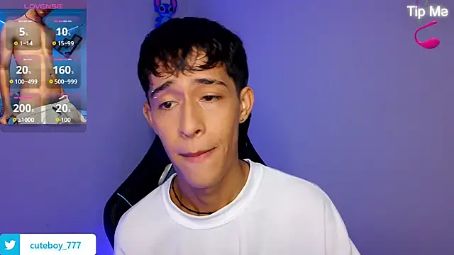 Danny cute 05 online show from October 21, 2025, 6:02 am