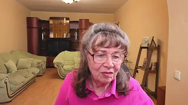 Betty Brick online show from May 15, 2026, 4:38 pm
