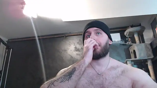 ErickBloom online show from November 24, 2025, 9:04 pm