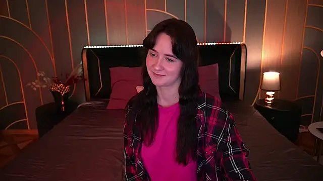 BerryDiva online show from September 9, 2025, 8:07 pm