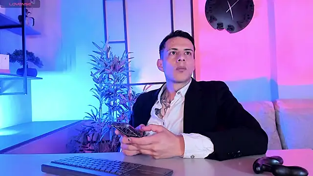 Dustin Sonne online show from December 5, 2025, 3:49 am