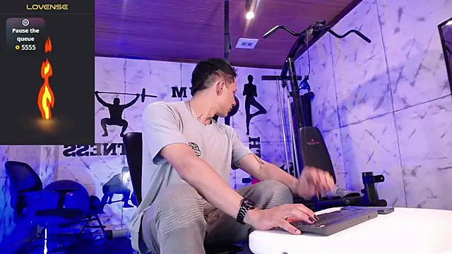 Dustin Sonne online show from October 18, 2025, 3:52 am