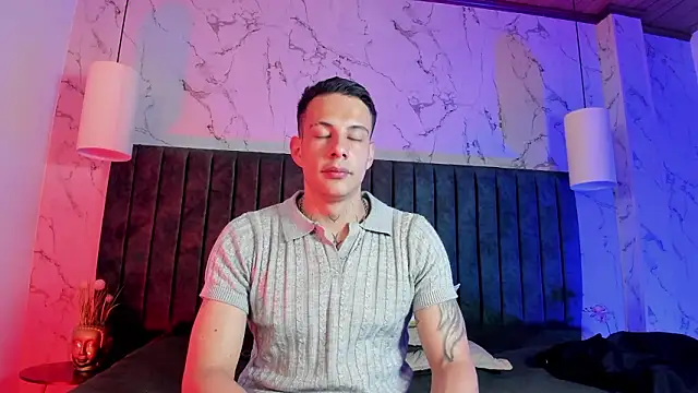 Snapshot of Dustin_Sonne chatting on February 22, 2026, 3:53 am Dustin Sonne online show from February 22, 2026, 3:53 am