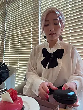 Snapshot of winter11 chatting on February 6, 2026, 5:14 am winter11 online show from February 6, 2026, 5:14 am