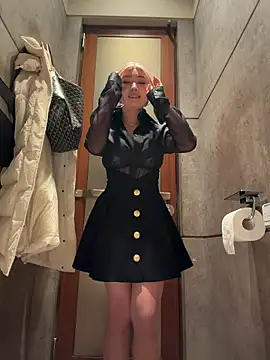 Snapshot of winter11 chatting on February 2, 2026, 10:47 am winter11 online show from February 2, 2026, 10:47 am