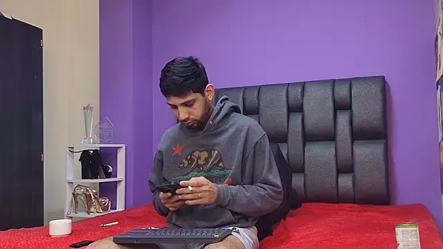 ashtoncooperr online show from October 13, 2025, 12:29 pm