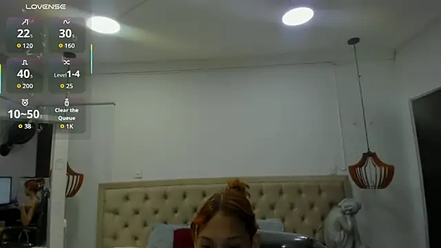 Fernanda ss online show from May 15, 2026, 5:55 pm