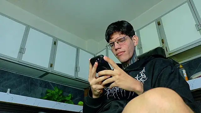 david huge online show from February 20, 2026, 3:36 am