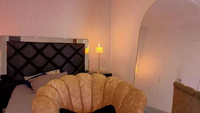 ryo light online show from November 11, 2025, 7:52 pm