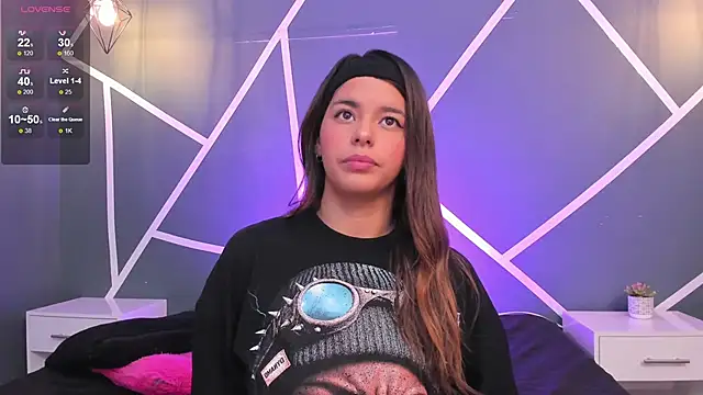 bianca vega  online show from March 3, 2026, 11:17 am