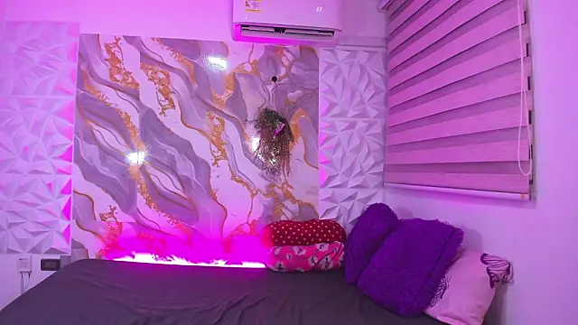 Snapshot of stuart_fetish chatting on December 4, 2025, 11:48 pm stuart fetish online show from December 4, 2025, 11:48 pm