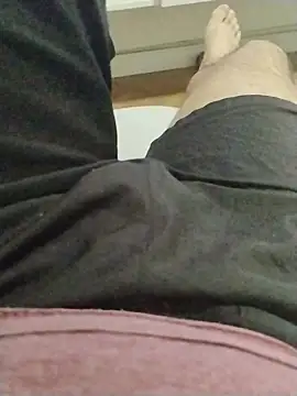 Snapshot of LeoMaduroSP chatting on October 3, 2025, 1:09 am LeoMaduroSP online show from October 3, 2025, 1:09 am