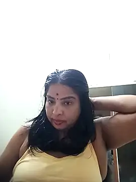 srimasrima online show from November 10, 2025, 3:28 pm