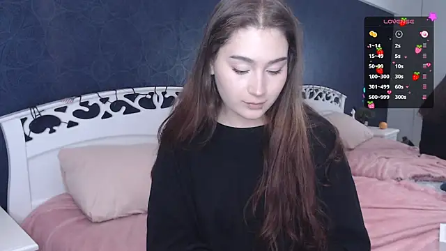 Lili Luuu online show from October 1, 2025, 9:29 pm