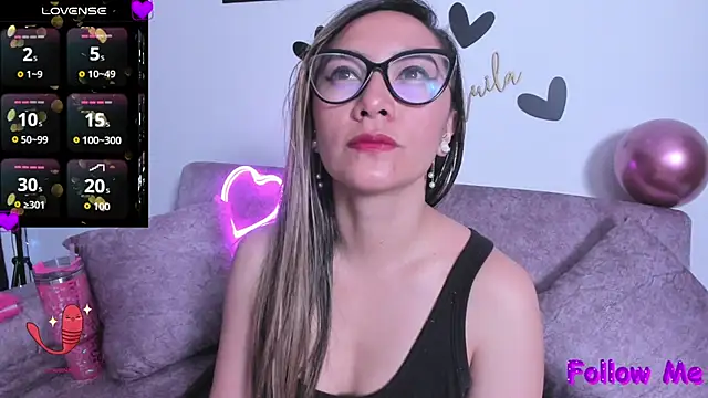 Snapshot of TilaTequila_15 chatting on November 15, 2025, 2:10 pm TilaTequila 15 online show from November 15, 2025, 2:10 pm