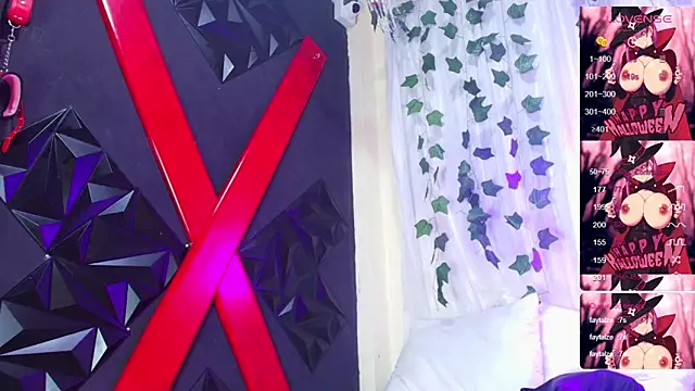 ivonne diaz1 online show from October 25, 2025, 7:47 pm