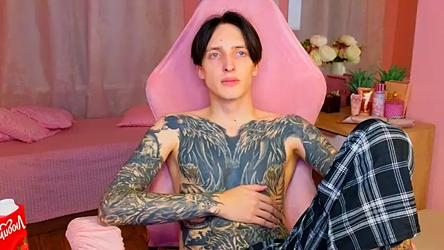 Snapshot of Martin_Jin chatting on October 20, 2025, 4:40 pm Martin Jin online show from October 20, 2025, 4:40 pm