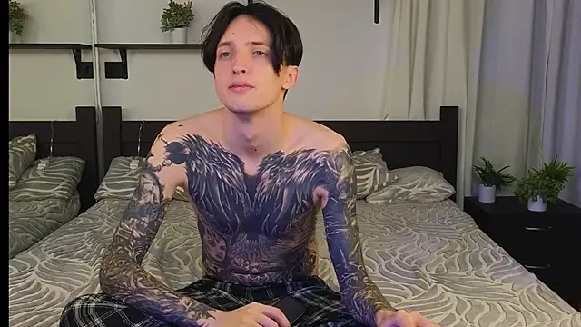 Snapshot of Martin_Jin chatting on October 13, 2025, 12:18 pm Martin Jin online show from October 13, 2025, 12:18 pm