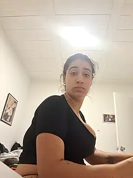 Samantha hotly online show from March 27, 2026, 11:22 am