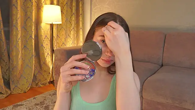 Snapshot of EadlinGillim chatting on February 4, 2026, 3:12 am EadlinGillim online show from February 4, 2026, 3:12 am