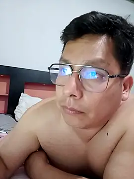 Snapshot of Napoleon246 chatting on November 8, 2025, 12:58 am Napoleon246 online show from November 8, 2025, 12:58 am