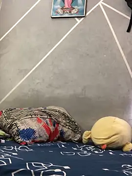 Snapshot of Cesar_Augusto chatting on November 2, 2025, 2:55 pm Cesar Augusto online show from November 2, 2025, 2:55 pm