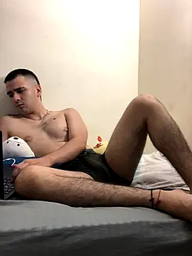 Snapshot of Cesar_Augusto chatting on October 10, 2025, 8:37 am Cesar Augusto online show from October 10, 2025, 8:37 am