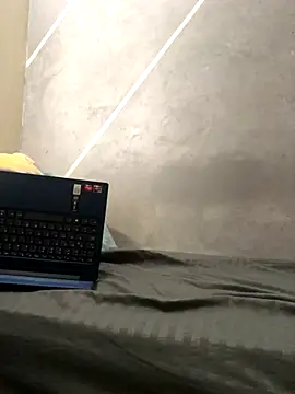 Snapshot of Cesar_Augusto chatting on October 29, 2025, 4:00 am Cesar Augusto online show from October 29, 2025, 4:00 am