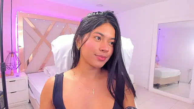 samantaa shy online show from February 17, 2026, 2:42 am